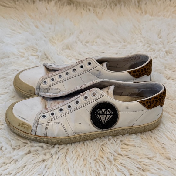 SAINT LAURENT | Stylish White and Tan Women's Sneakers - Picture 3 of 8